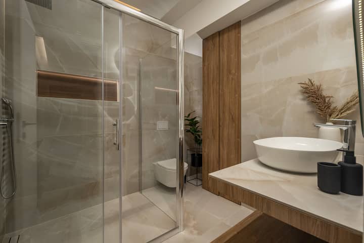 c47940ae-5be9-4ffb-95ff-70244d989bab