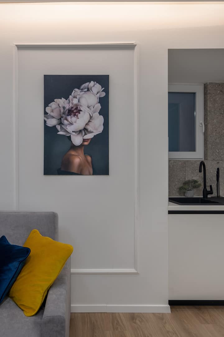 c6d300d8-7252-43d3-b7d2-7b93fbf84d4c