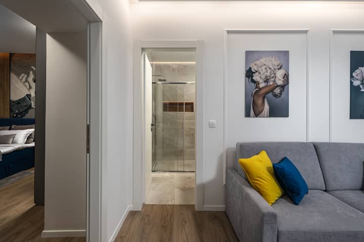 e2e1d14d-d2b2-45bd-b0fe-05f531f1777d